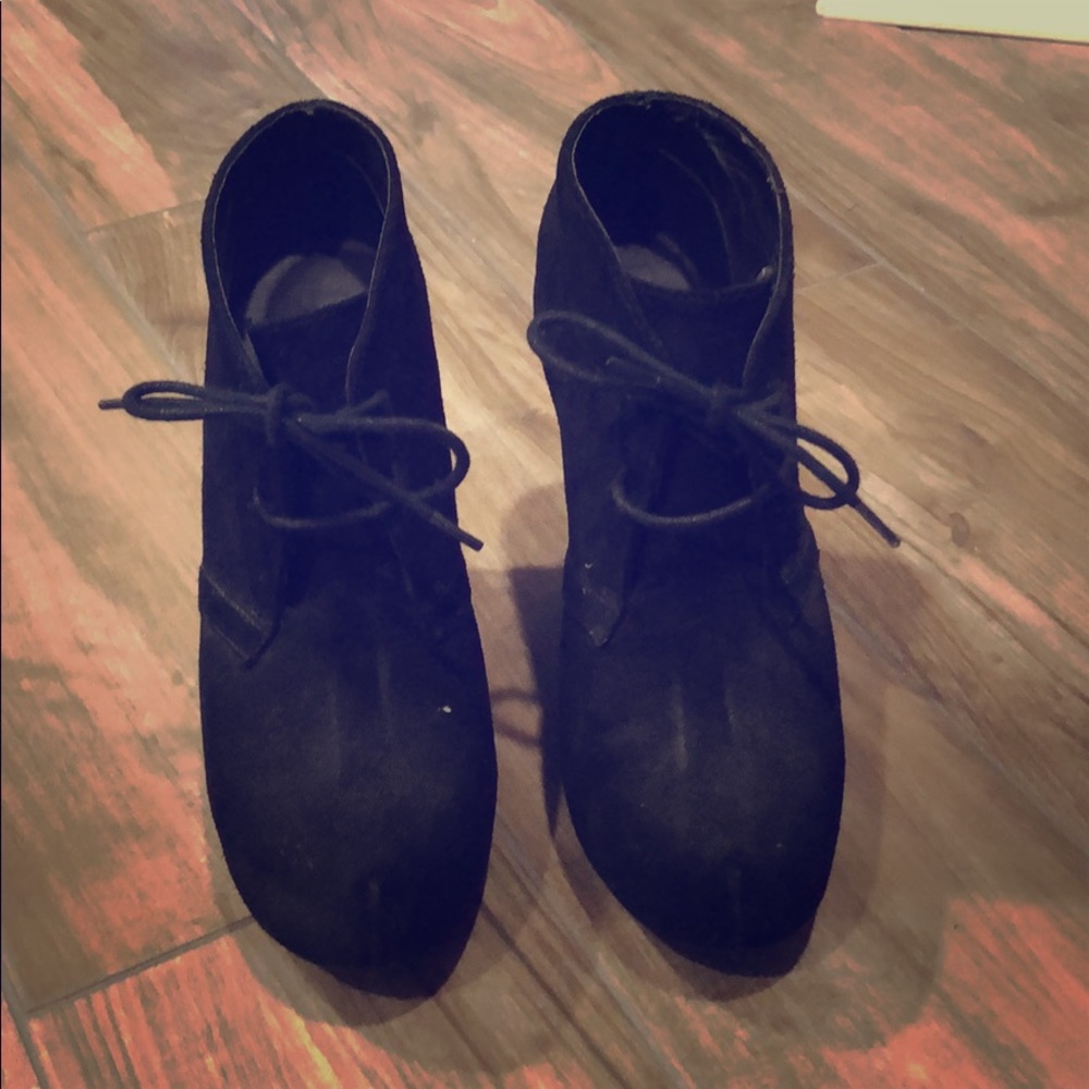 Steve Madden wedges booties